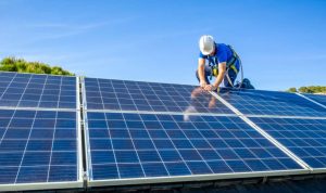 Installation et mise en production des panneaux solaires photovoltaïques à La Bazoge